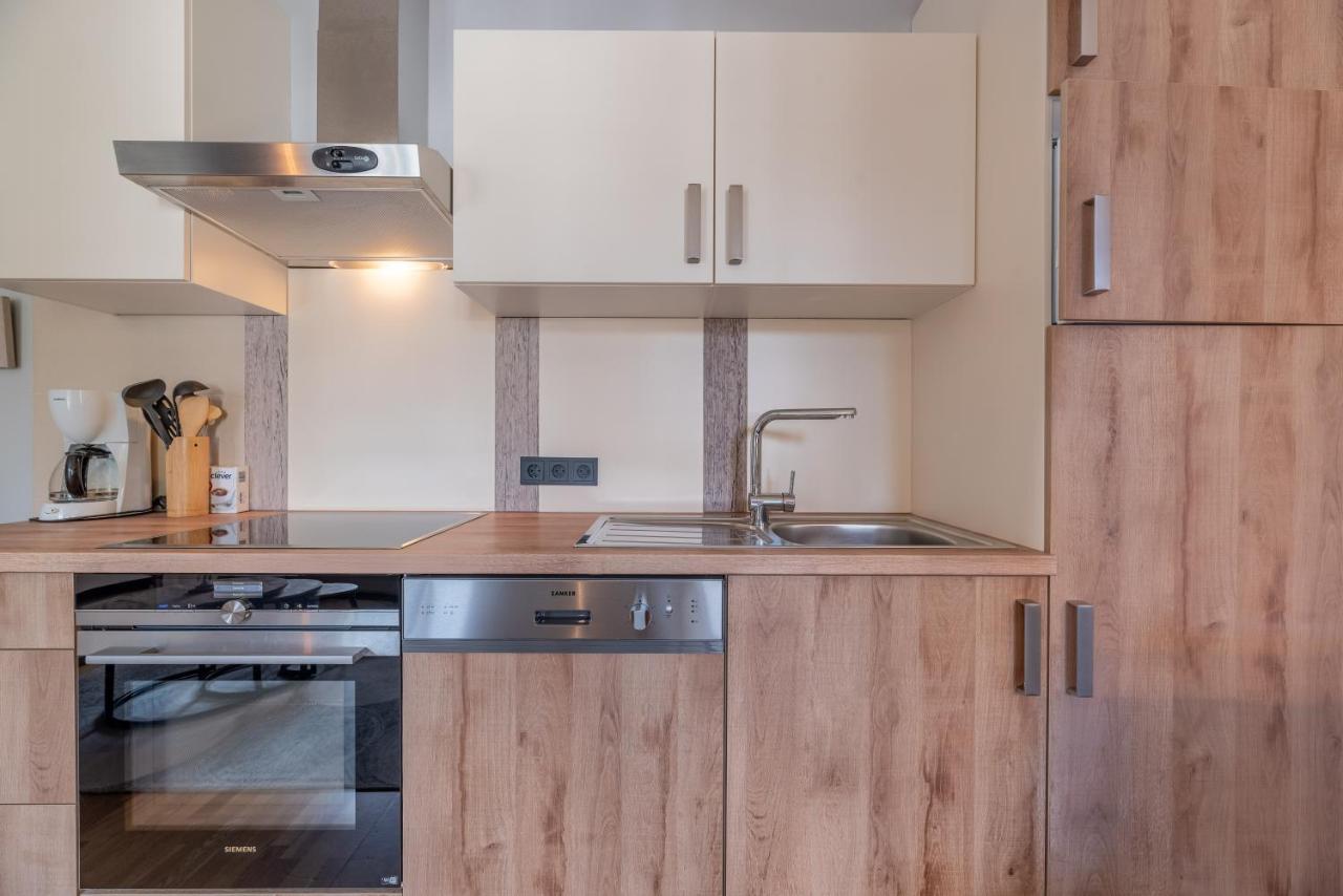 Post Residence Apartments By All In One Apartments เซลล์อัมเซ ภายนอก รูปภาพ